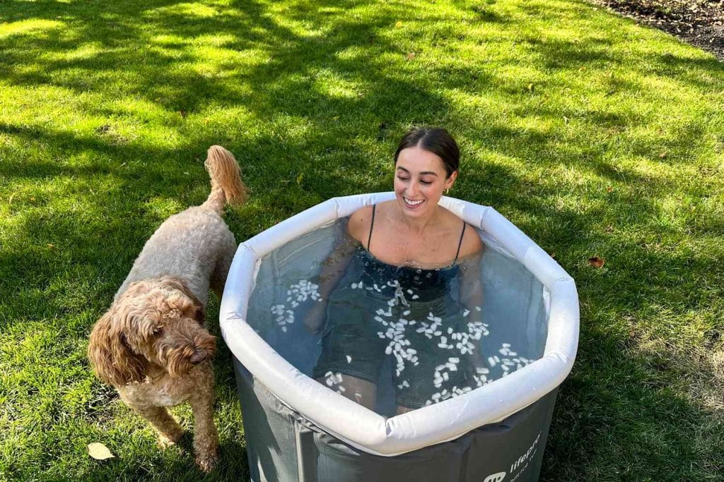vwt-lifepro-allevachill-recovery-ice-tub-14-559d2cde40bb4146b7596a5adbad37bd.jpeg