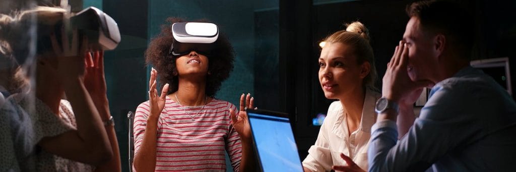 AR/VR headset market reaching ‘critical tipping point’ | Computer Weekly