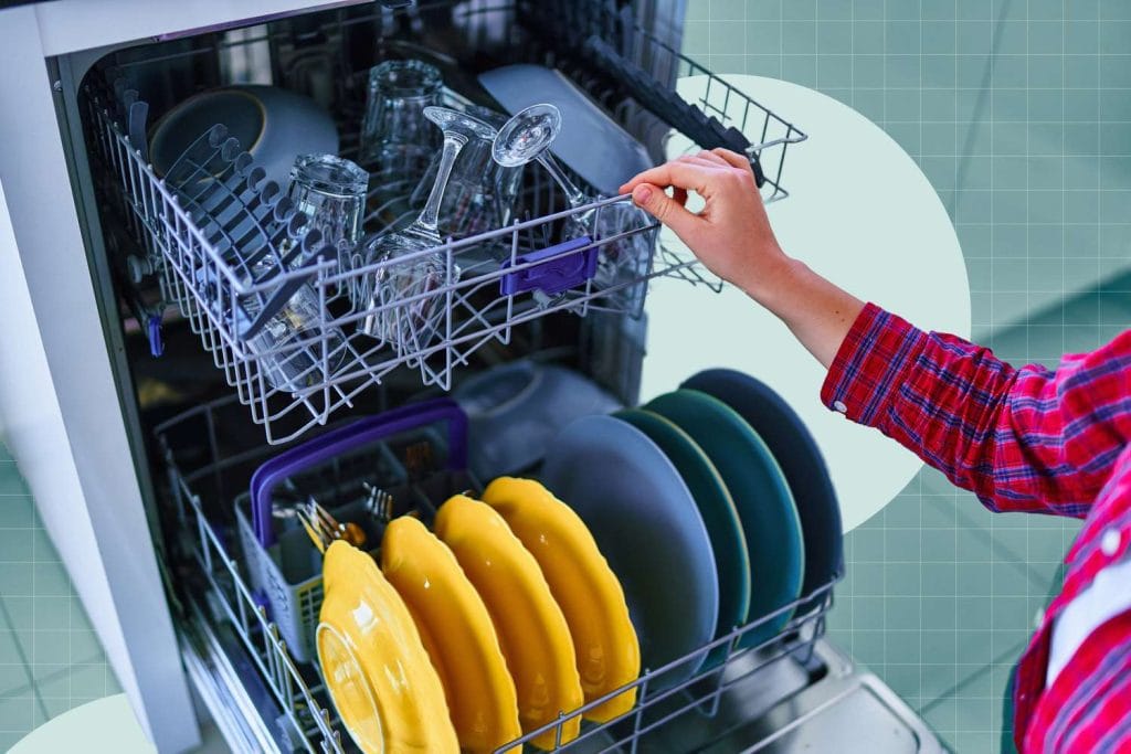 Does-It-Really-Matter-How-You-Load-Your-Dishwasher-Maytag-Settles-the-Debate-d0edec53d73b41cc8fd7e4f.jpeg