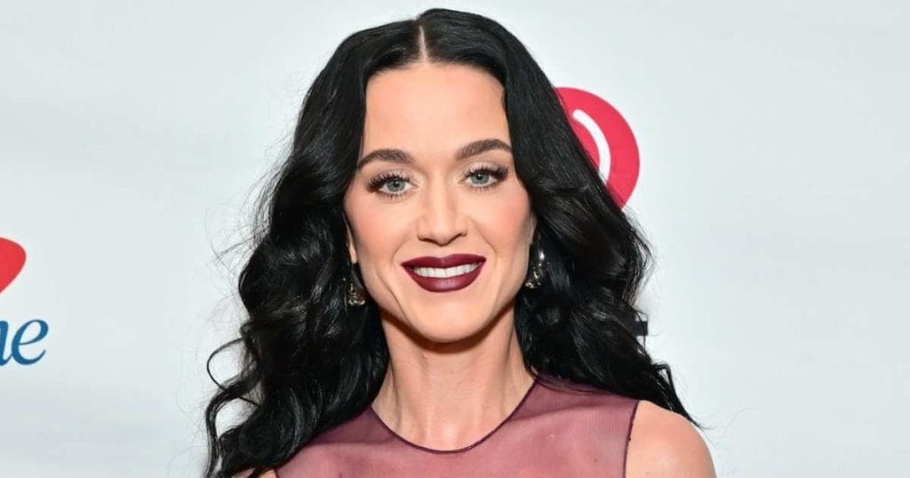 Katy Perry’s Dating History, Her Famous Ex-Boyfriend