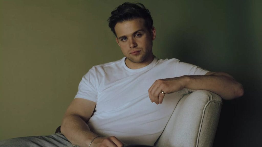 Leo-Woodall.jpg