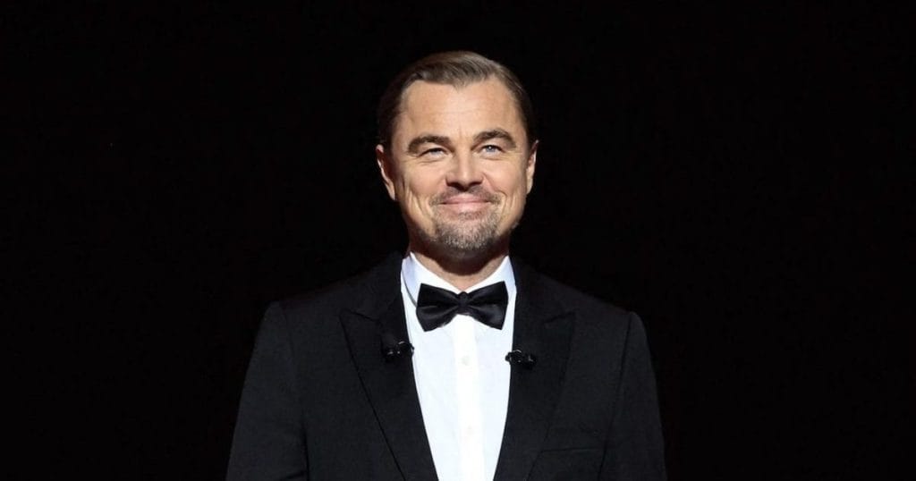 Leonardo DiCaprio Hides Face at Jeff Bezos' Venice Wedding Bash