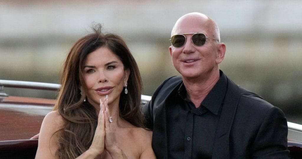 bezos.jpg