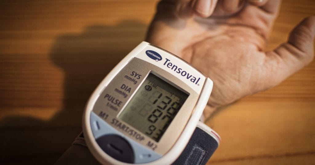 blood-pressure-3773347_1280-1200x627.jpg
