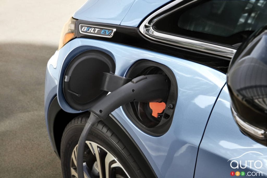 chevrolet_bolt_ev_2018_01fr.jpeg