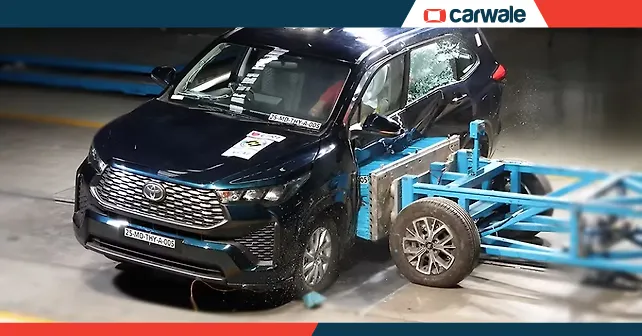 innova-hycross-exterior-left-front-three-quarter.jpeg