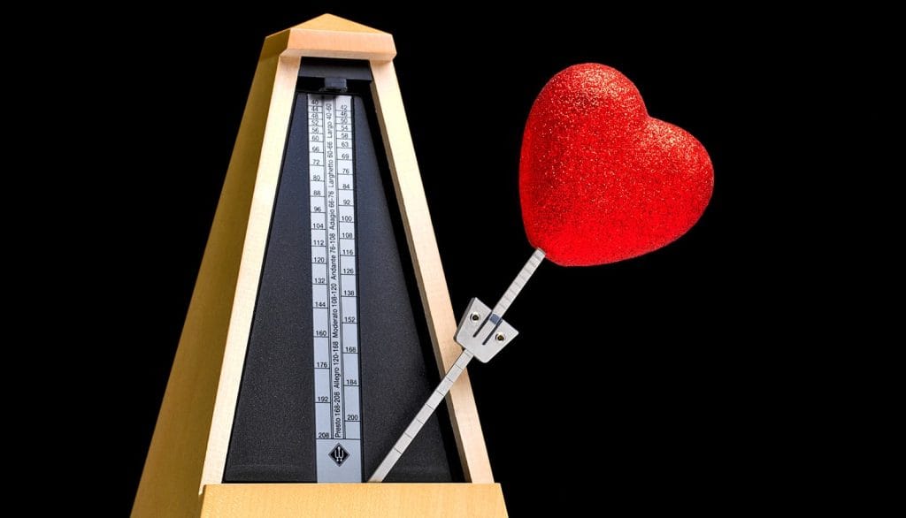 irregular-heartbeat-aging-hearts-arrhythmia-1600.jpg