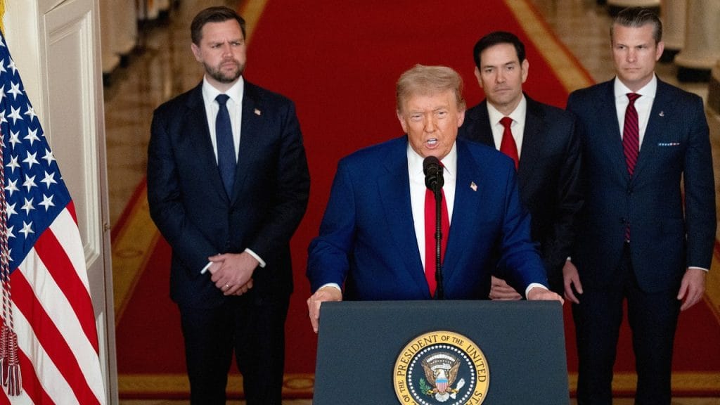 trump-war-pol-2220648319-2.jpg