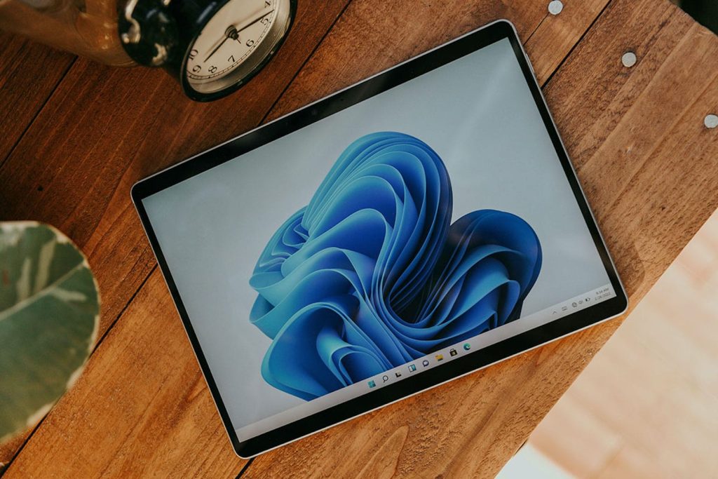 COM-Microsoft-Windows-11-Pro.jpeg