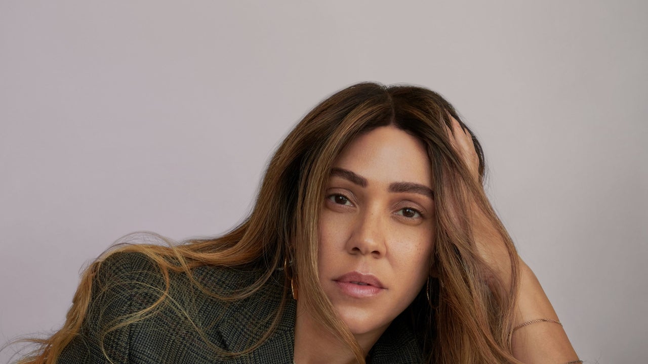 Celeb Facialist Shani Darden Shares Unique Ways to Avoid Sun Damage