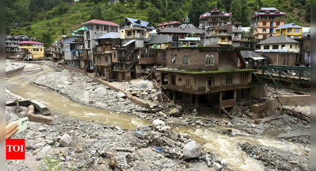Flood relief approved: Amit Shah says Modi govt ‘stands resolutely’ with states; Rs 1,066 crore released to states | India News - Times of India
