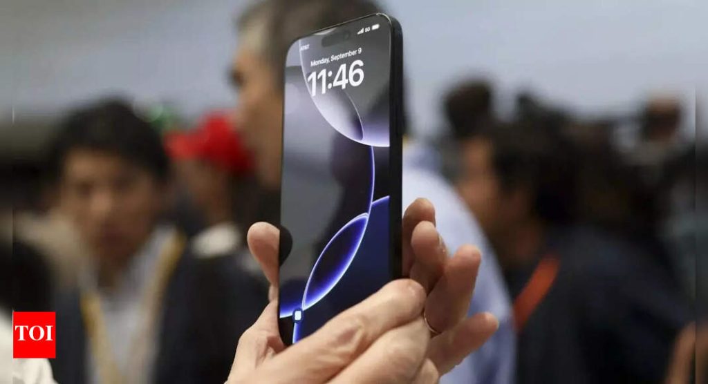 Government breaks silence on Chinese engineers leaving iPhone maker Foxconn’s plant: ‘Apple has alternatives and they should be…’ - The Times of India