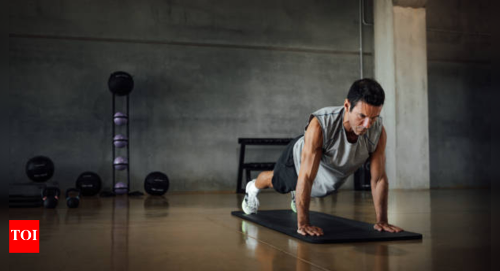 How many push-ups you must do in a day to see visible results | - Times of India
