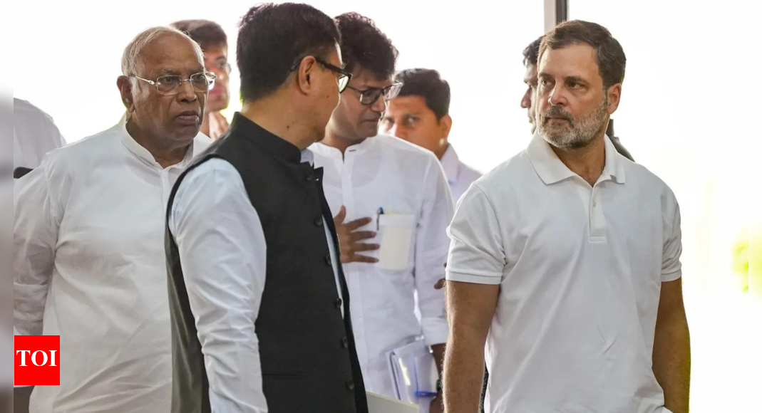 'No anti-national statements': Kiren Rijiju's advice to Rahul Gandhi over his foreign policy remarks; reiterates 'Pakistani language' attack | India News - Times of India
