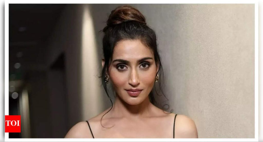 Piya Valecha donates her eyes on her birthday, says, 'This has been in my mind for the last few years' - Times of India
