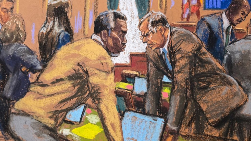 Sean-Combs-Hearing-ahead.jpg