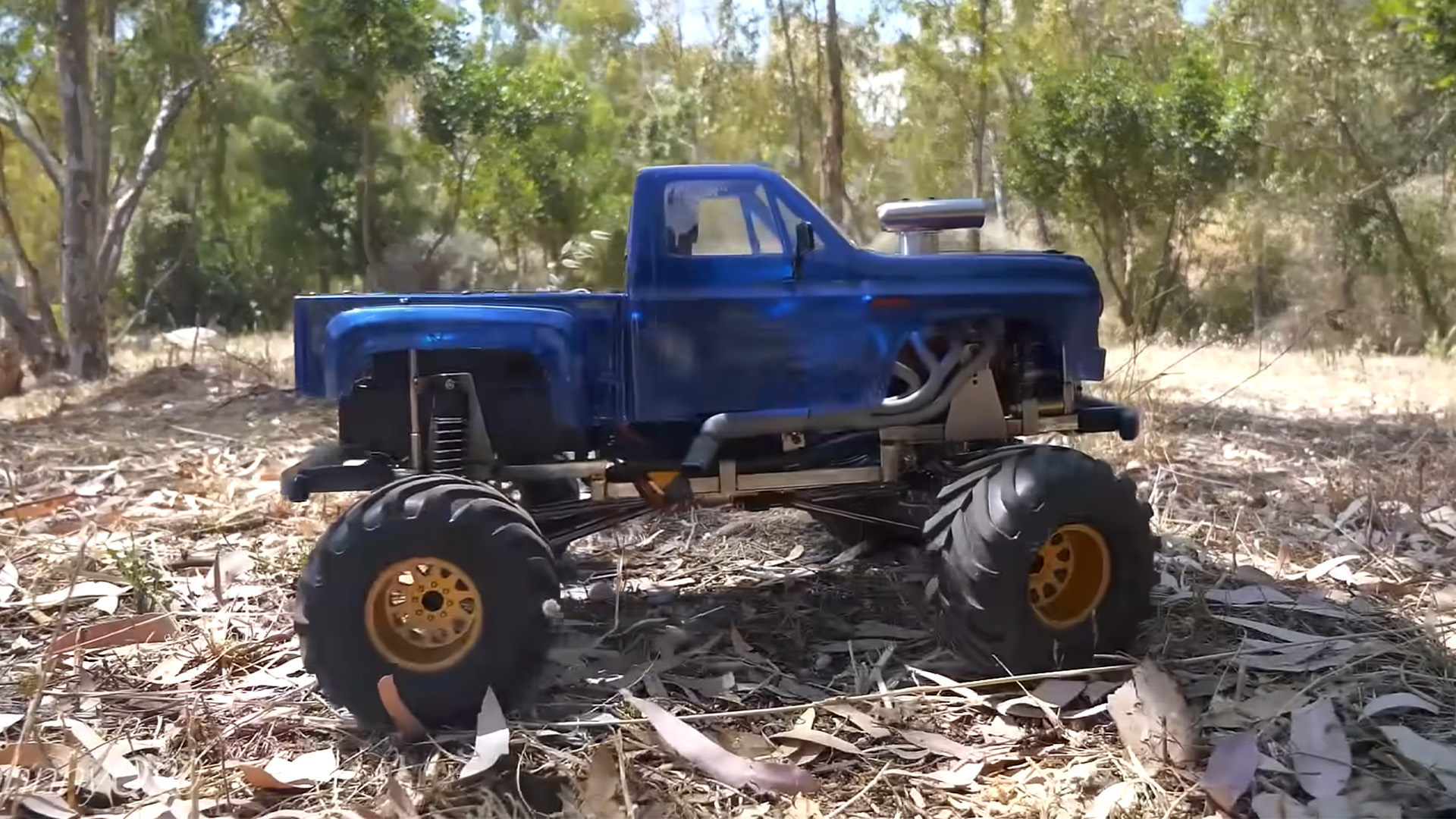 Tiny-V8-RC-Hero-1.jpg